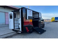 BW-M164_2819909 vehicle image