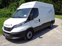 GEHR175_2738228 vehicle image