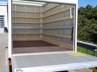 GEHR175_2904960 vehicle image