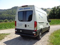 GEHR175_2738228 vehicle image