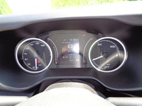 GEHR175_2738227 vehicle image