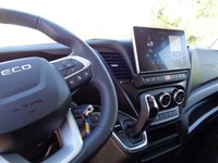 GEHR175_2904960 vehicle image