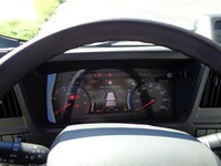 GEHR175_2904964 vehicle image