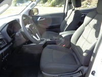 GEHR175_2904954 vehicle image
