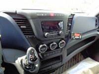 GEHR175_2738226 vehicle image