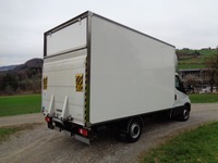 GEHR175_2738226 vehicle image