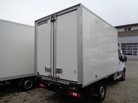 GEHR175_2738242 vehicle image