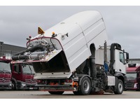 DOLD2821_2756873 vehicle image