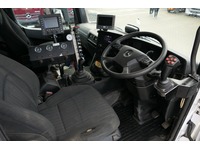 DOLD2821_2756873 vehicle image