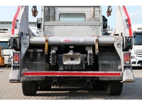 DOLD2821_2756876 vehicle image