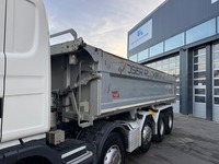 AGRO3463_2757462 vehicle image