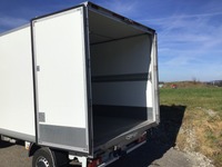 HUBE4173_2837847 vehicle image