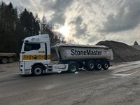 AVES4651_2740950 vehicle image