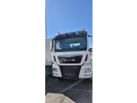 GALA741_3049315 vehicle image