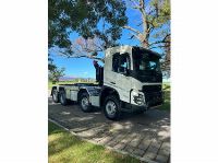GALA741_3025193 vehicle image