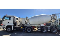 GALA741_3049315 vehicle image