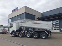 BIRR8757_2785658 vehicle image