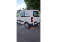 AUKL8793_2700857 vehicle image