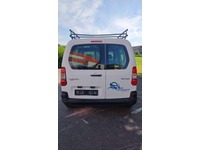 AUKL8793_2700857 vehicle image
