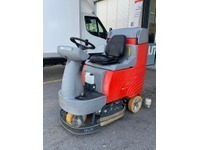 AUKL8793_3009100 vehicle image