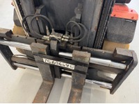 AUKL8793_2842679 vehicle image