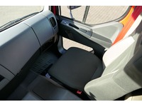 DOLD2821_2769392 vehicle image