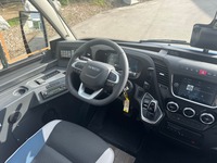 INTE10658_2827160 vehicle image