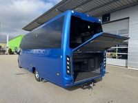 INTE10658_2827160 vehicle image