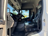 AGRO3463_2910474 vehicle image