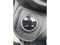 STUD177_2735059 vehicle image