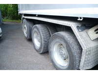 VEBI10438_2724212 vehicle image