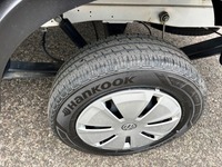 MAN126_2966616 vehicle image