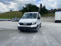 BARR136_2830700 vehicle image