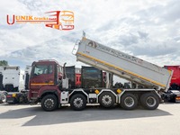 UNIK8334_2945995 vehicle image