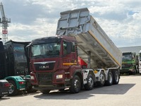 UNIK8334_2945995 vehicle image