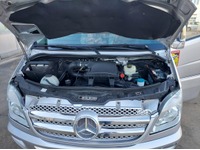 0586025 vehicle image