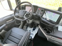 EGGT10107_2938526 vehicle image