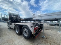 BARR136_2727611 vehicle image