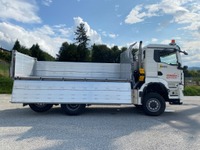 BARR136_2727611 vehicle image