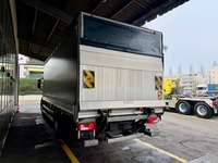 BAFA4_2810963 vehicle image