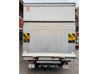 MISU2375_2759881 vehicle image