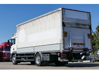 DOLD2821_3017602 vehicle image