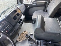 MACH3788_2814098 vehicle image