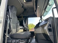 UNIK8334_2690500 vehicle image