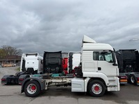 UNIK8334_2884773 vehicle image