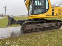 0072026 vehicle image