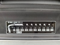 TMR8055_2752535 vehicle image