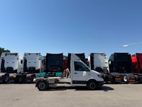 UNIK8334_2964584 vehicle image