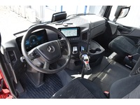 TOC1273_3026802 vehicle image