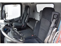 TOC1273_3026802 vehicle image